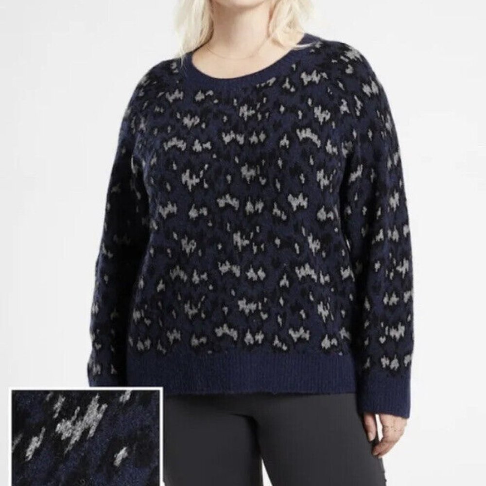 NWT 3X ATHLETA Sahara Navy Hawthorn Textured Crew Sweater